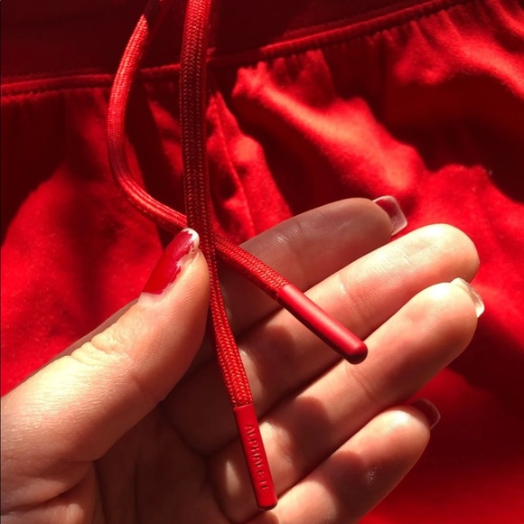 Alphalete Curve Shorts - Picture 3 of 7